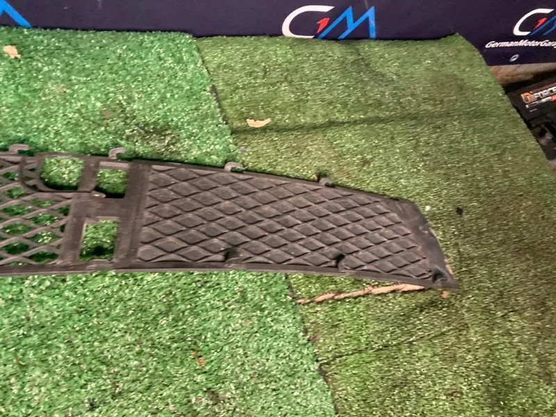 Решетка в бампер передняя BMW X3 E83 M54B30 306S3 - миниатюра 9