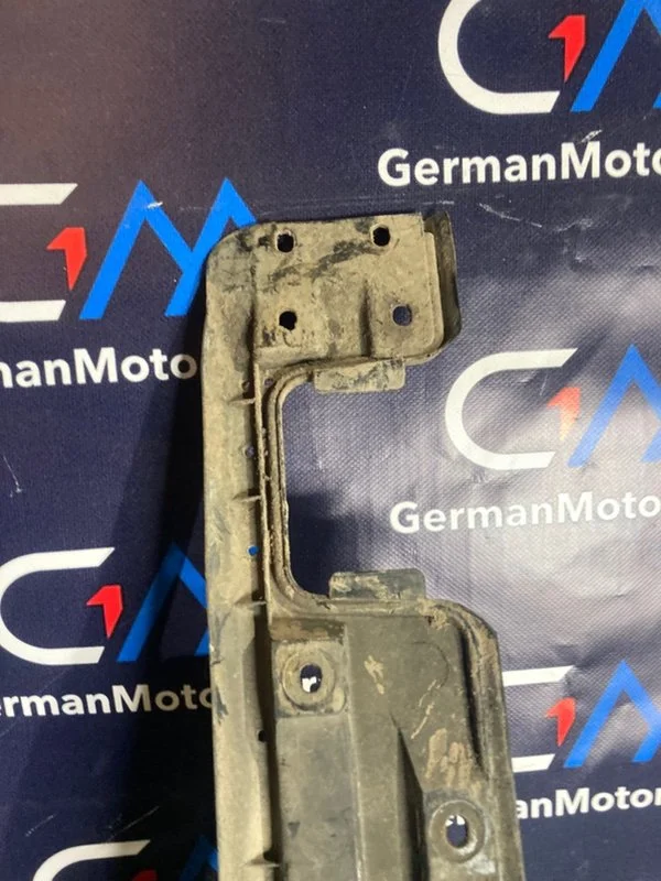 Защита днища кузова левая BMW 5 E39 256S5 M54B25 - миниатюра 5
