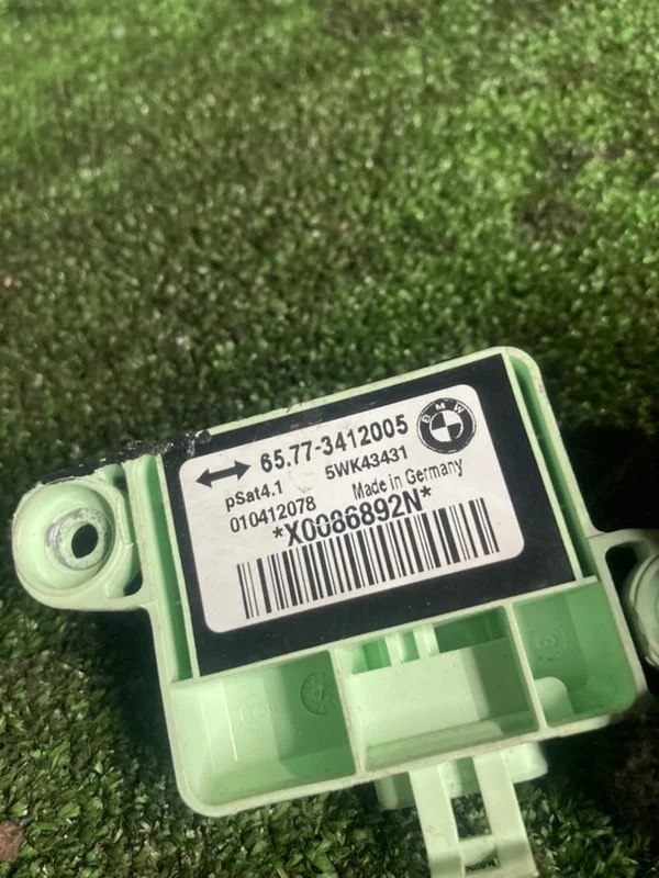 Датчик удара AirBag BMW X3 E83 256S5 M54B25 2004 - миниатюра 4