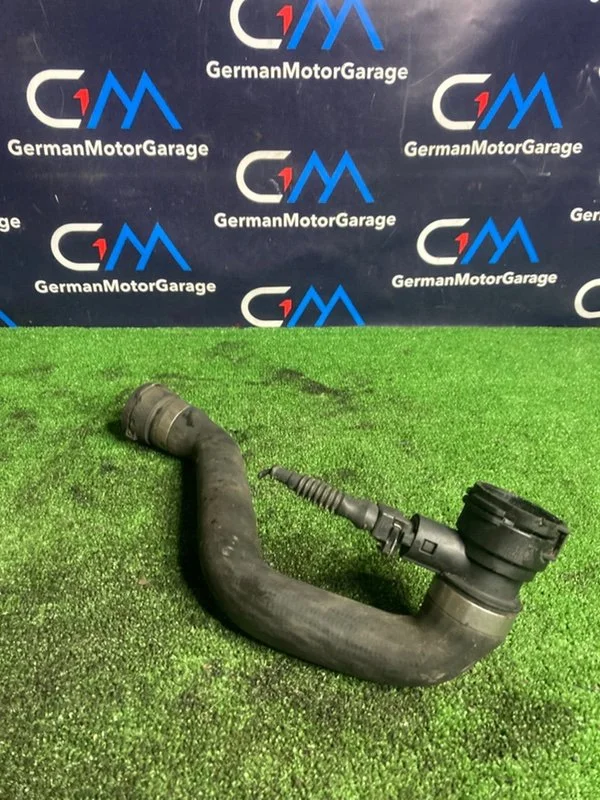 Патрубок радиатора BMW 5 E39 256S5 M54B25 2001 - изображение 1