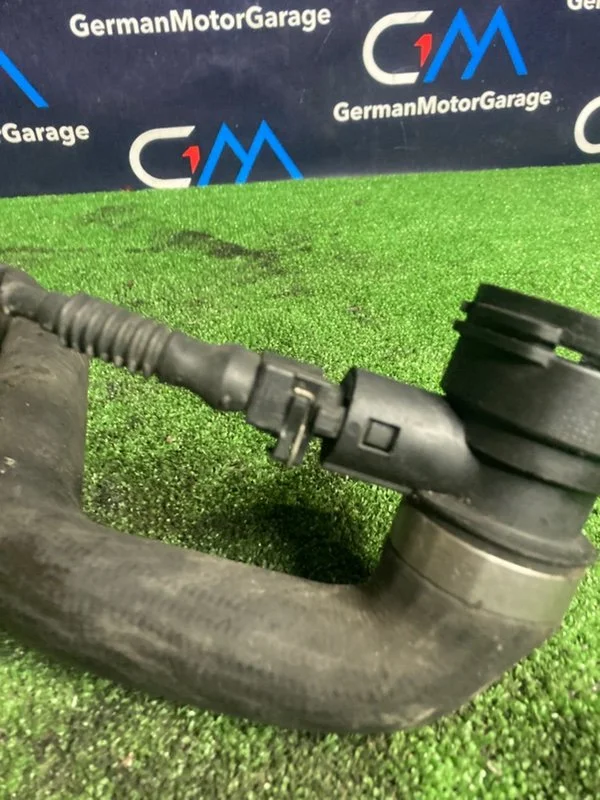 Патрубок радиатора BMW 5 E39 256S5 M54B25 2001 - миниатюра 2
