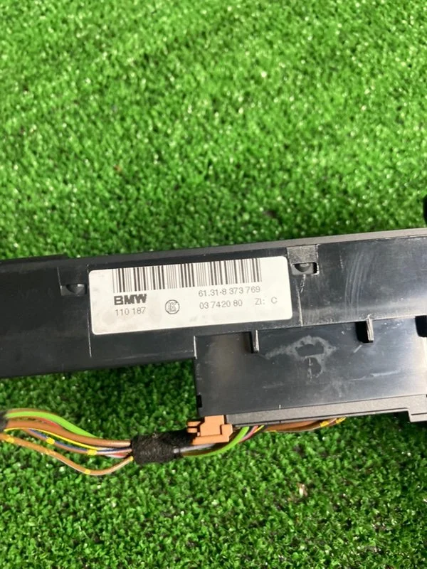 Блок кнопок центральный BMW 5 E39 M54B30 306S3 - миниатюра 4