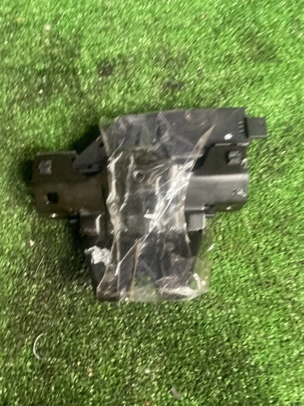 Замок багажника BMW 3 E46 КУПЭ M54B30 306S3 2002 - миниатюра 4