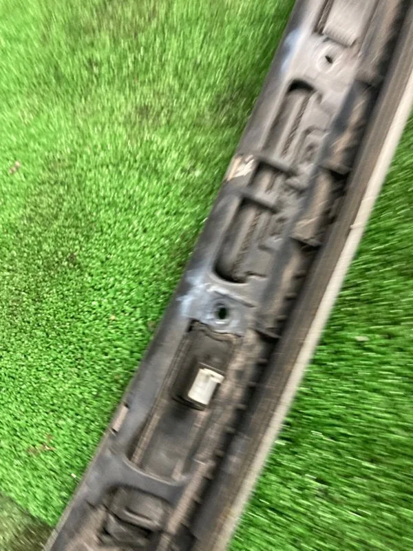 Накладка крышки багажника BMW X3 E83 M54B30 306S3 - миниатюра 6