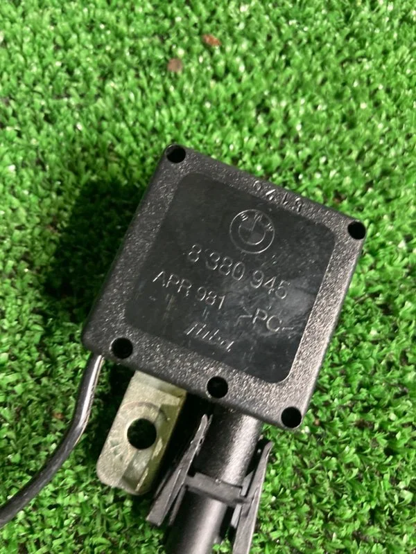 Антенна BMW 5 E39 M57 306D1 2003 - миниатюра 2
