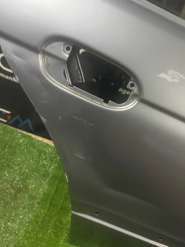 Дверь задняя правая BMW 5 E39 M54B30 306S3 M54B30 - миниатюра 2