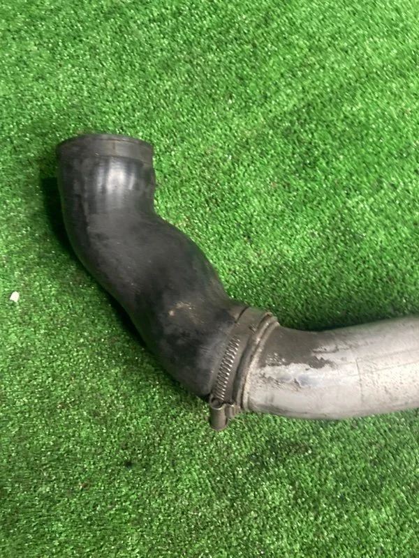 Патрубок интеркулера BMW 5 E39 M57 306D1 2003 - миниатюра 8