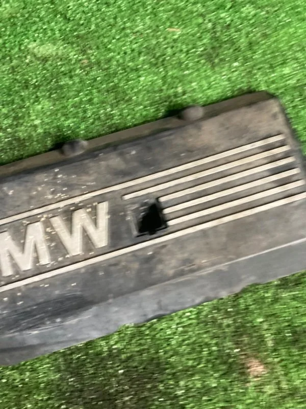 Декоративная крышка двигателя правая BMW 5 E39 - миниатюра 4