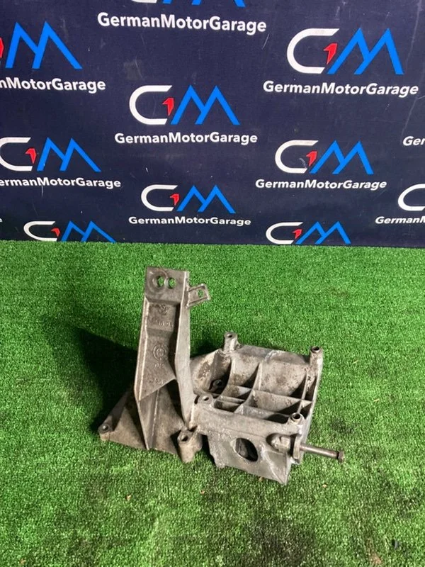 Кронтшейн ДВС правый BMW 5 E39 M62B44 448S1 1998 - изображение 1
