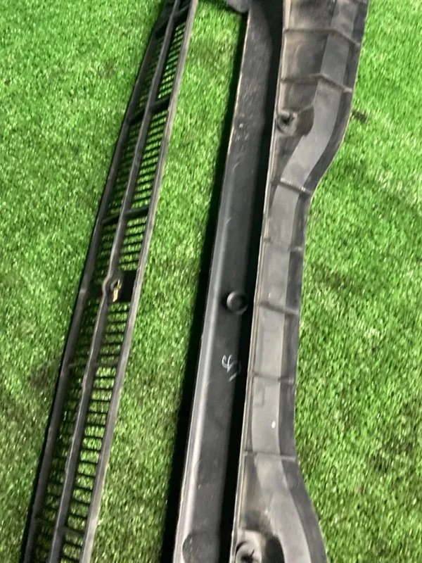 Крышка корпуса микрофильтра BMW X5 E53 M54B30 - миниатюра 7