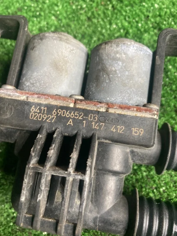 Водяной клапан печки BMW 5 E39 M54B30 306S3 M54B30 - миниатюра 2