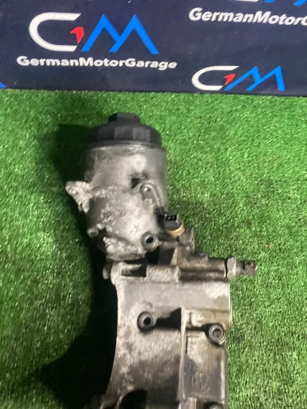 Корпус маслянного фильтра BMW 3 E46 256S5 M54B25 - миниатюра 4