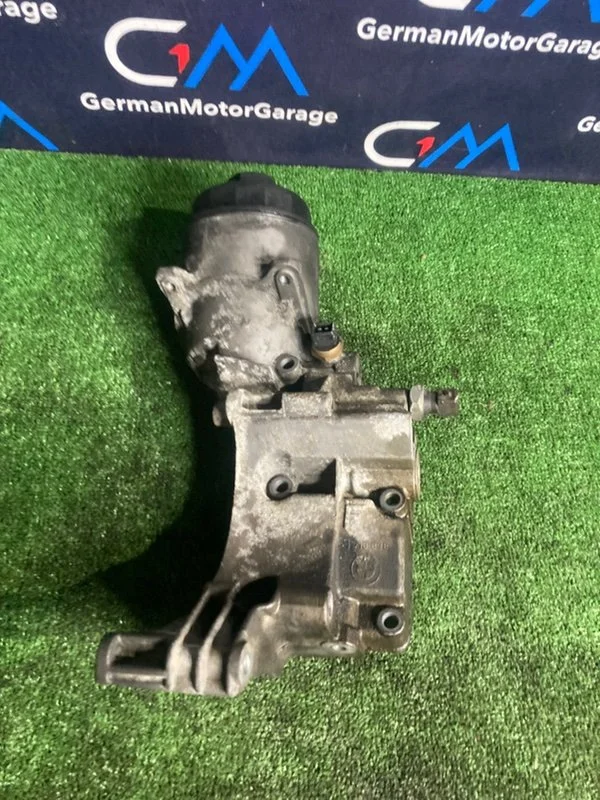 Корпус маслянного фильтра BMW 3 E46 256S5 M54B25 - миниатюра 5