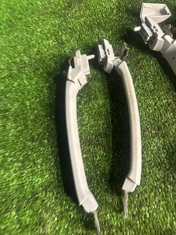 Ручки потолка BMW 3 E46 256S5 M54B25 2001 - миниатюра 2