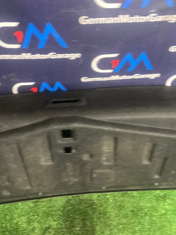 Обшивка крышки багажника BMW 3 E46 256S5 M54B25 - миниатюра 6
