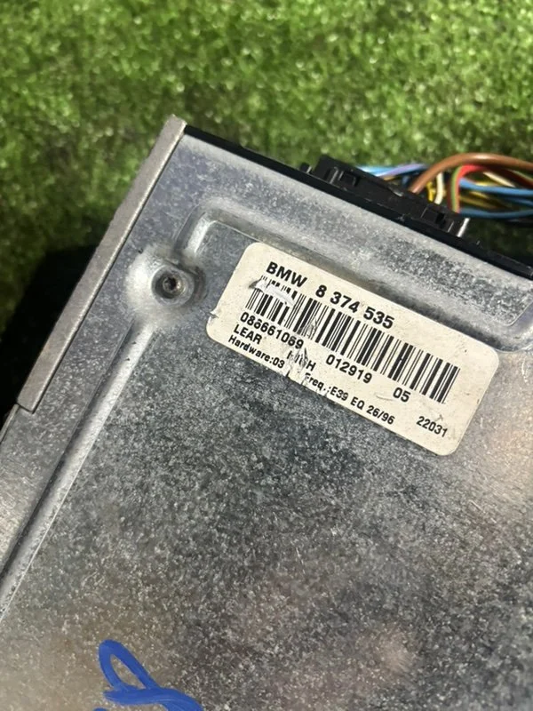Усилитель hi-fi BMW 5 E39 M57 306D1 2002 - миниатюра 2