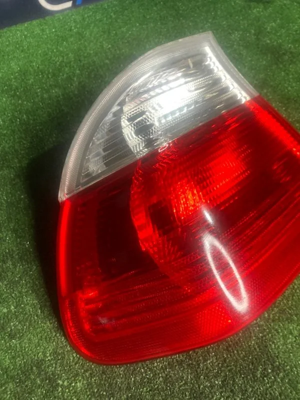 Фонарь в крыло задний левый BMW 3 E46 256S5 M54B25 - миниатюра 2