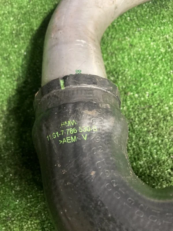 Патрубок интеркулера BMW 5 E39 M57 306D1 2002 - миниатюра 6