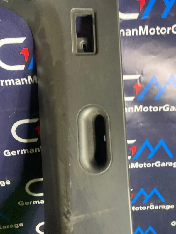 Обшивка двери багажника BMW X5 E53 M54B30 306S3 - миниатюра 6