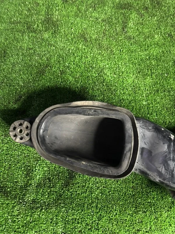 Всасывающий патрубок BMW 5 E39 256S5 M54B25 2002 - миниатюра 2