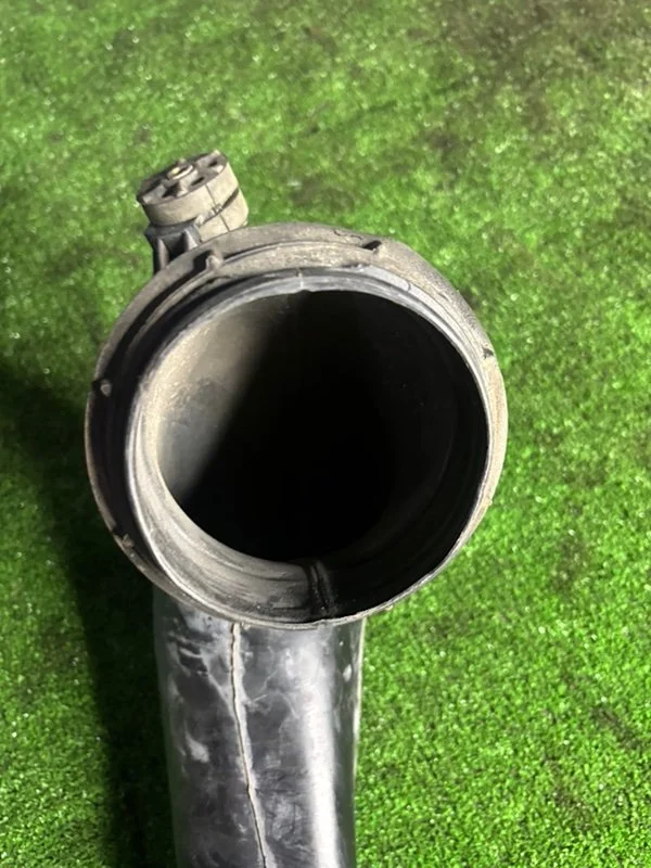 Всасывающий патрубок BMW 5 E39 256S5 M54B25 2002 - миниатюра 4
