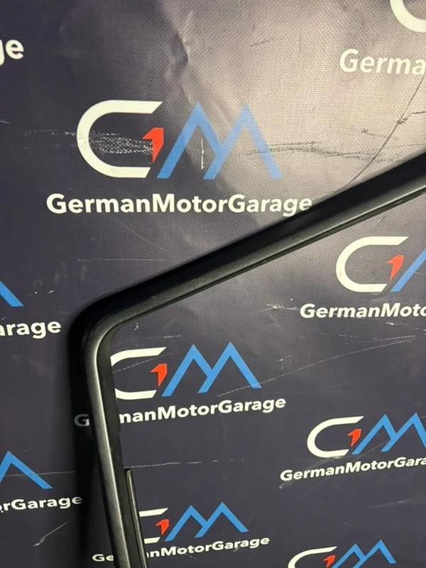 Молдинг двери задний правый BMW 5 E39 256S5 M54B25 - миниатюра 3