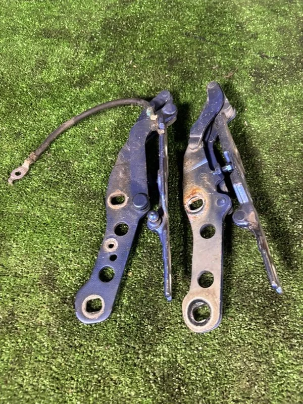 Петли капота BMW 3 E46 КУПЭ M54B30 306S3 2001 - миниатюра 5