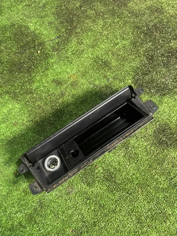 Пепельница прикуриватель передняя BMW X5 E53 M57 - миниатюра 3