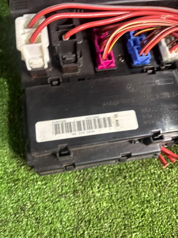 Блок предохранителей BMW X5 E53 M57 306D2 2005 - миниатюра 3
