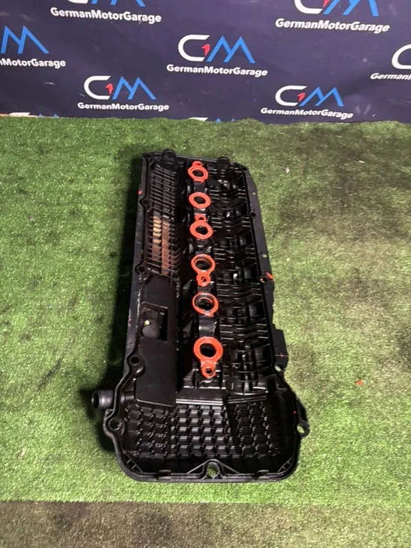Клапанная крышка ДВС BMW 5 E39 256S5 M54B25 2002 - миниатюра 4