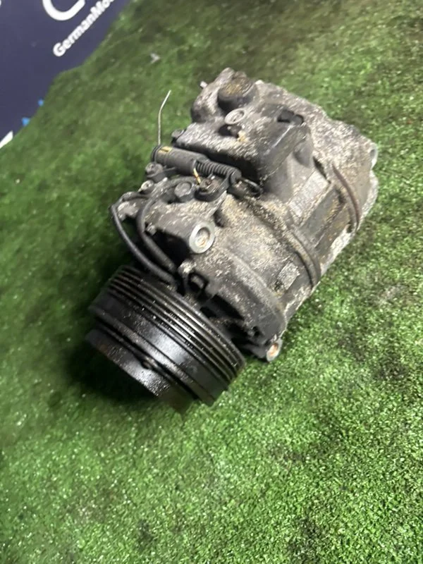 Компрессор кондиционера BMW 5 E39 256S5 M54B25 - миниатюра 4
