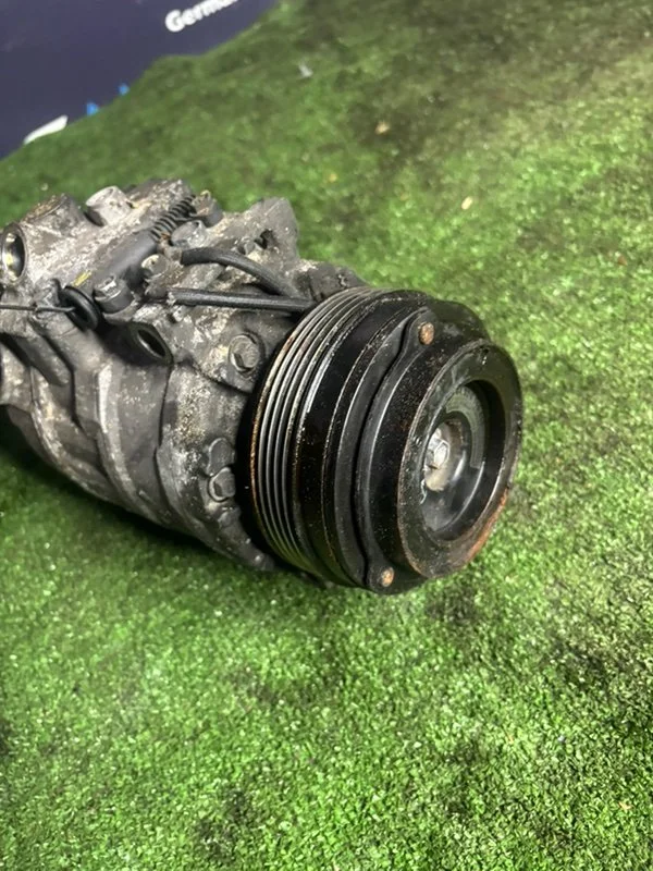Компрессор кондиционера BMW 5 E39 256S5 M54B25 - миниатюра 6