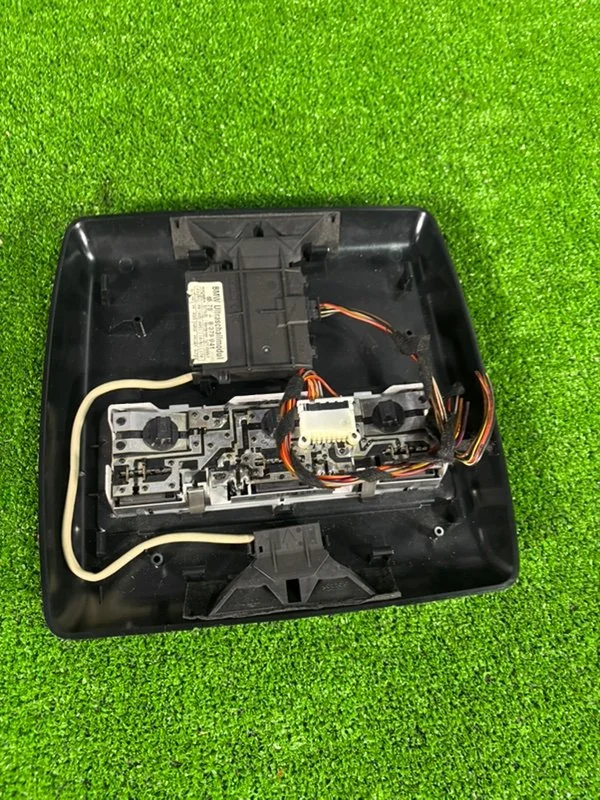 Салонный плафон света передний BMW X5 E53 M57 - миниатюра 4