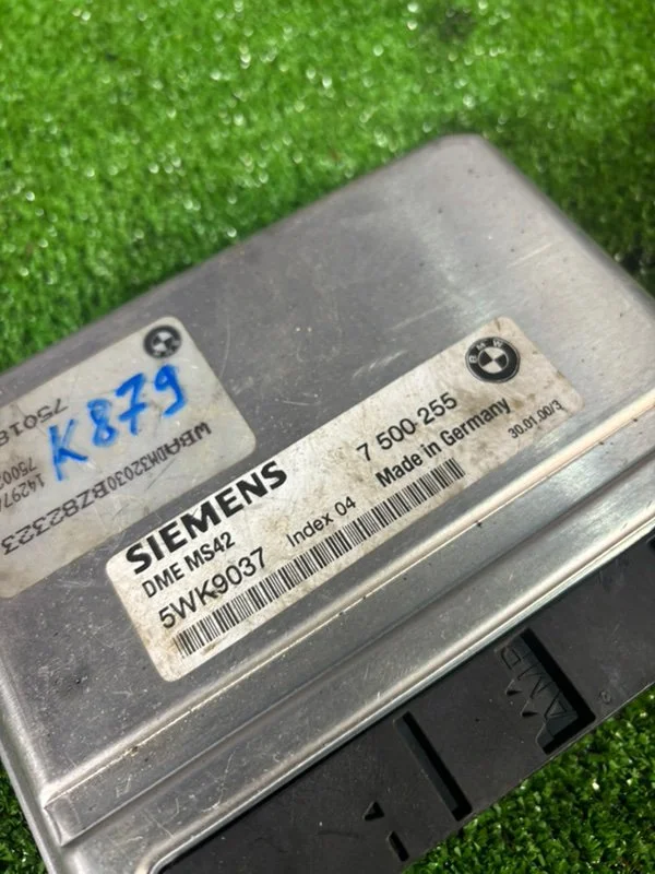 Блок управления ДВС BMW 5 E39 256S4 M52B25TU 2000 - миниатюра 2