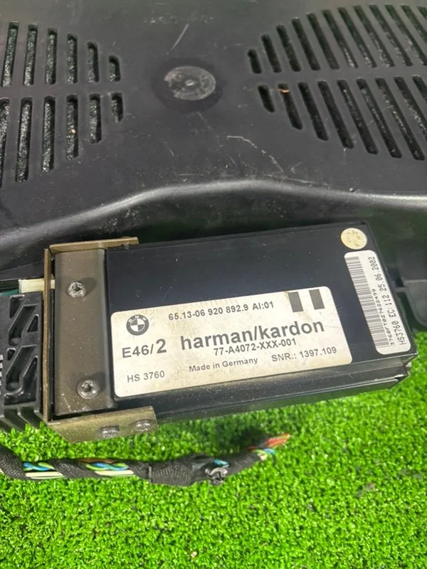 Блок сабвуфера системы Top-HiFi BMW 3 E46 КУПЭ - миниатюра 6