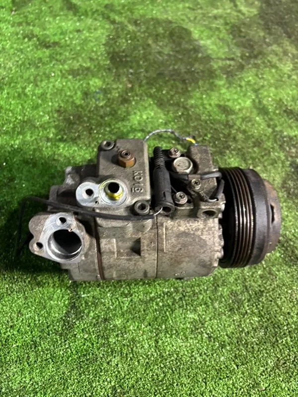 Компрессор кондиционера BMW 5 E39 256S4 M52B25TU - миниатюра 6