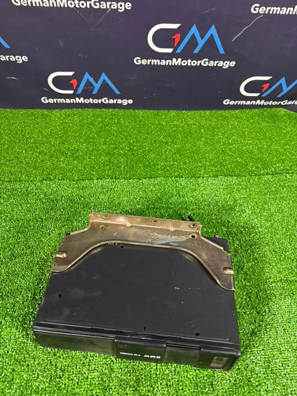 CD-Чейнджер BMW 5 E39 256S4 M52B25TU 2000 - миниатюра 3