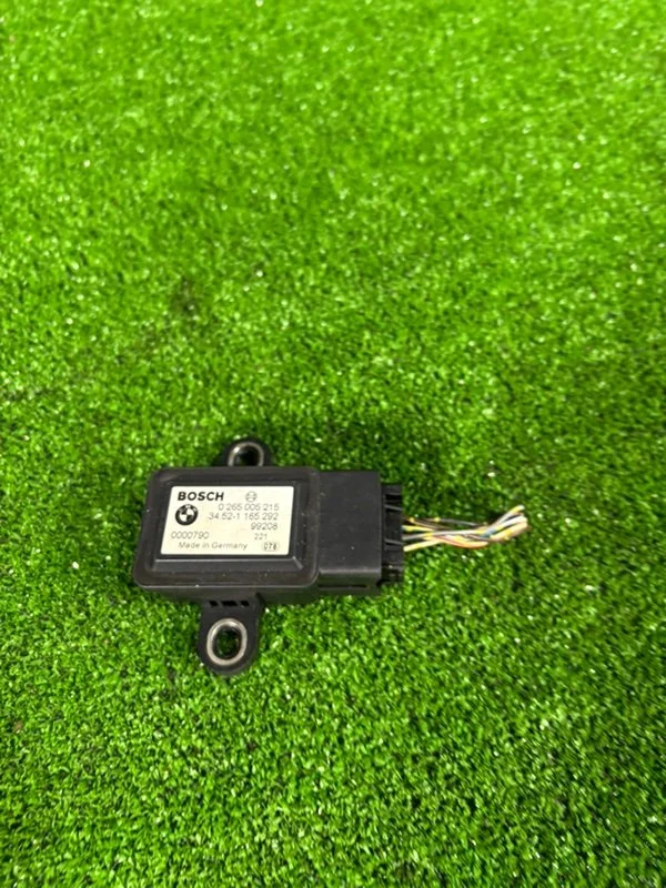 Датчик уровня оборотов BMW 7 E38 358S2 M62B35 1999 - миниатюра 3