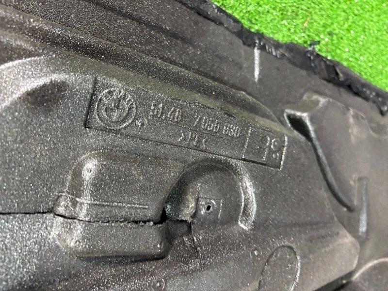 Звукоизоляция двери передняя правая BMW 5 E39 - миниатюра 7