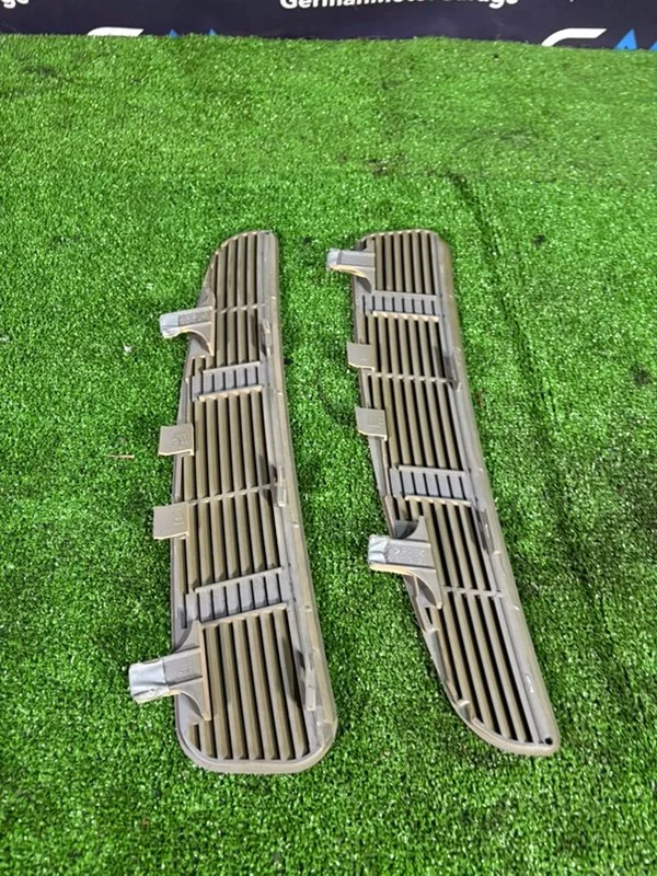 Решетка задней полки BMW 5 E39 256S5 M54B25 2001 - миниатюра 4