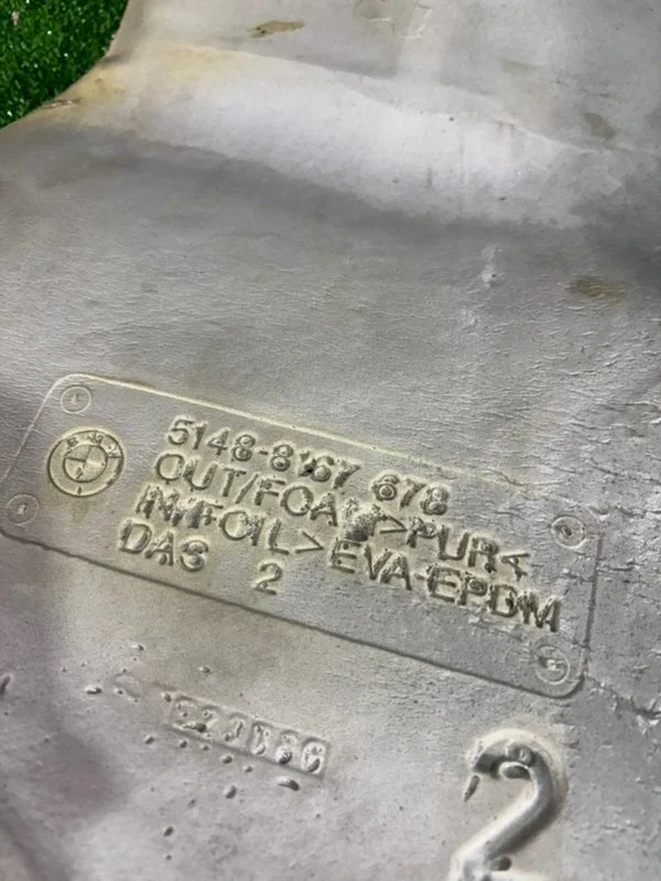 Шумоизоляция багажника BMW 5 E39 256S5 M54B25 2001 - миниатюра 2
