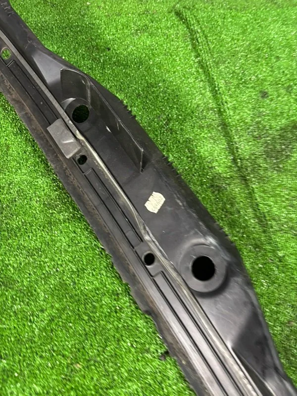 Планка обтекателя BMW 5 E39 256S5 M54B25 2001 - миниатюра 6