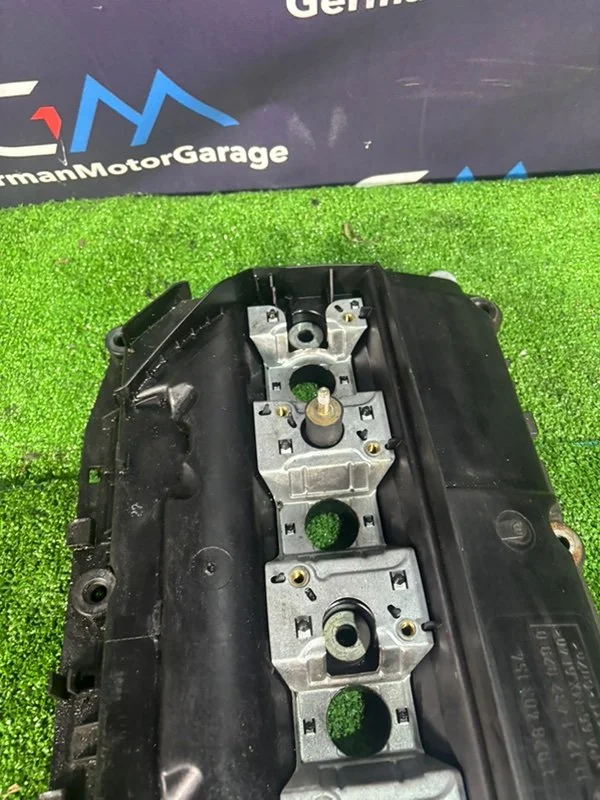 Клапанная крышка ДВС BMW 5 E39 206S4 M52B20TU 1999 - миниатюра 6