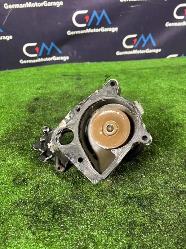 Помпа BMW X5 Е53 M57 306D2 2005 - миниатюра 6