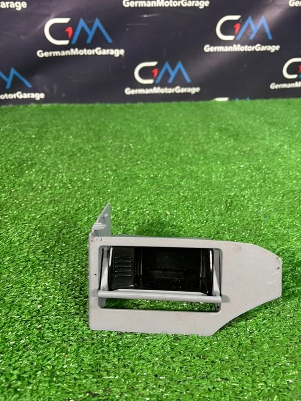 Пепельница задняя правая BMW 5 E39 M57 306D1 2003 - миниатюра 2