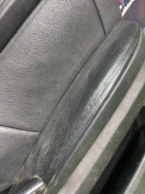 Обшивка двери передняя правая BMW X5 E53 M54B30 - миниатюра 4
