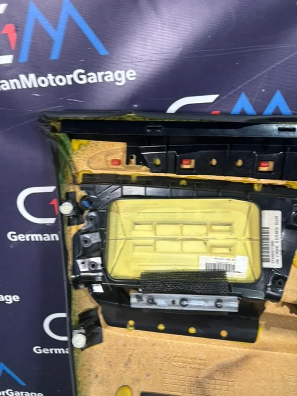 Обшивка двери передняя правая BMW X5 E53 M54B30 - миниатюра 9
