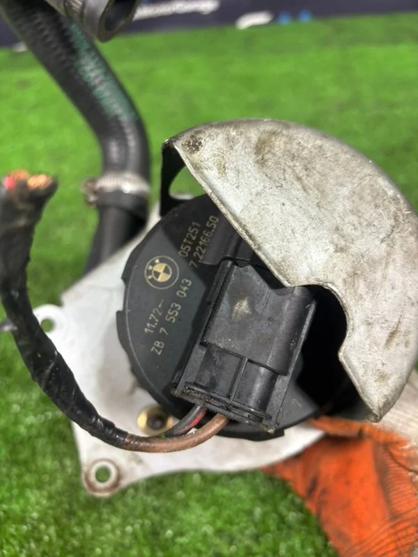 Насос продувки катализатора BMW 3 E46 КУПЭ 256S5 - миниатюра 2