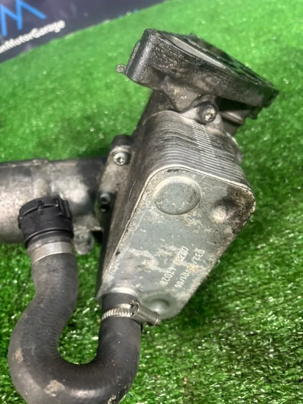 Корпус маслянного стакана BMW 5 E60 M57 306D3 2006 - миниатюра 4