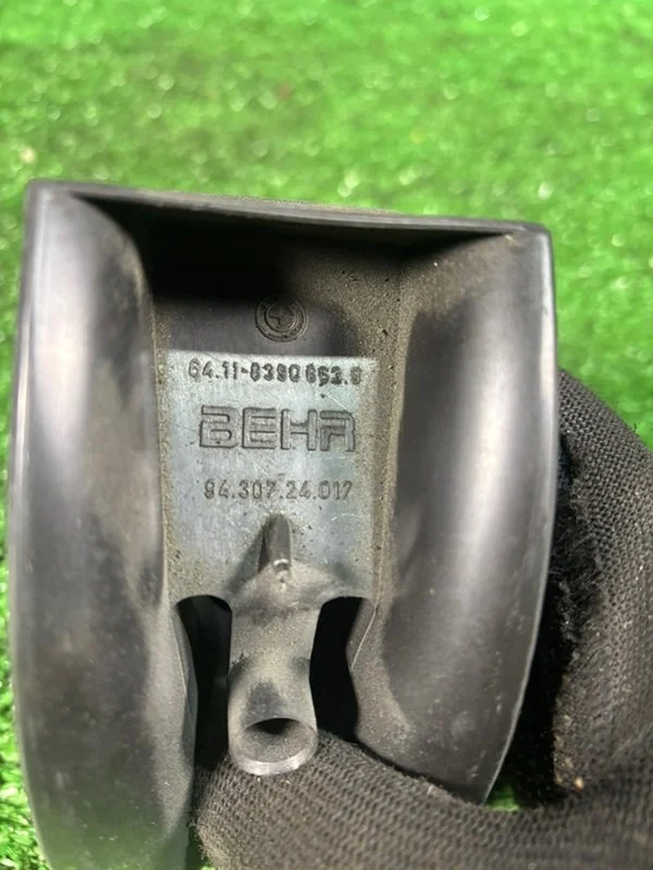 Крышка 8390958 BMW 3 E36 256S3 M52B25 1997 - миниатюра 2